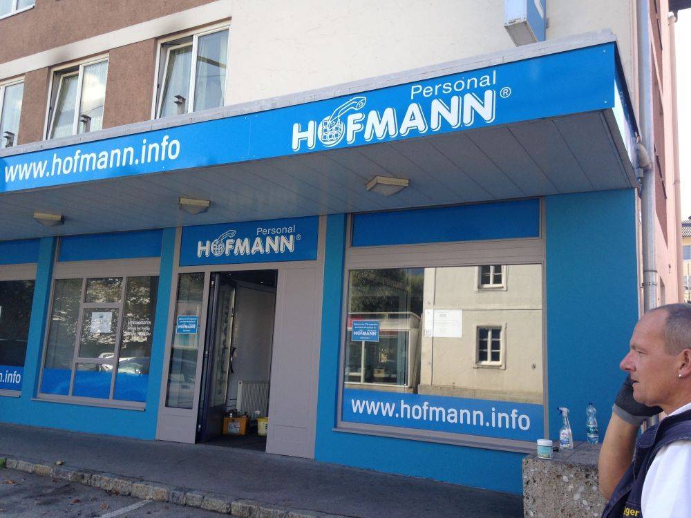 Beschriftungen Schuster aus Neuhofen an der Krems im Bezirk Linz Land