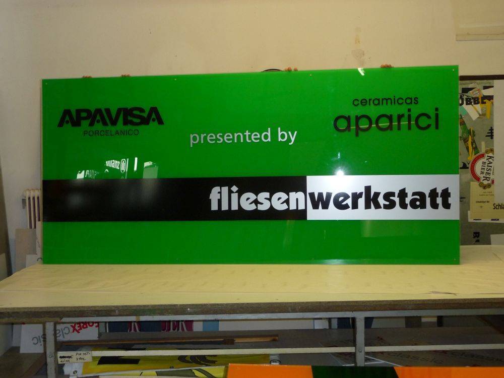 Beschriftungen Schuster aus Neuhofen an der Krems im Bezirk Linz Land