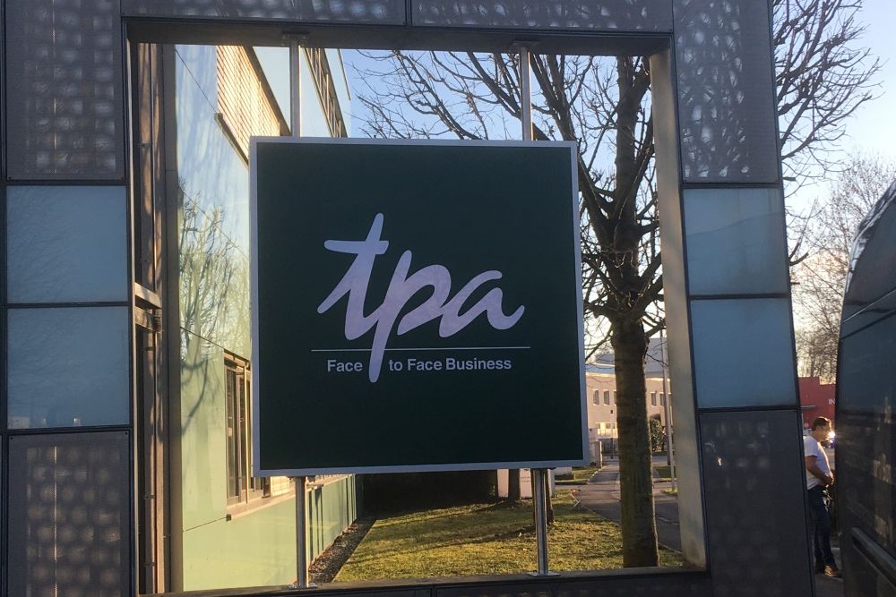 Beschriftungen Schuster aus Neuhofen an der Krems im Bezirk Linz Land