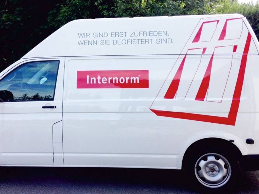 Beschriftungen Schuster aus Neuhofen an der Krems im Bezirk Linz Land