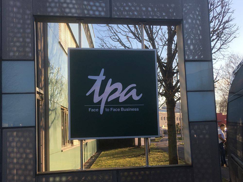 Beschriftungen Schuster aus Neuhofen an der Krems im Bezirk Linz Land