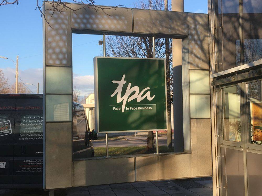 Beschriftungen Schuster aus Neuhofen an der Krems im Bezirk Linz Land